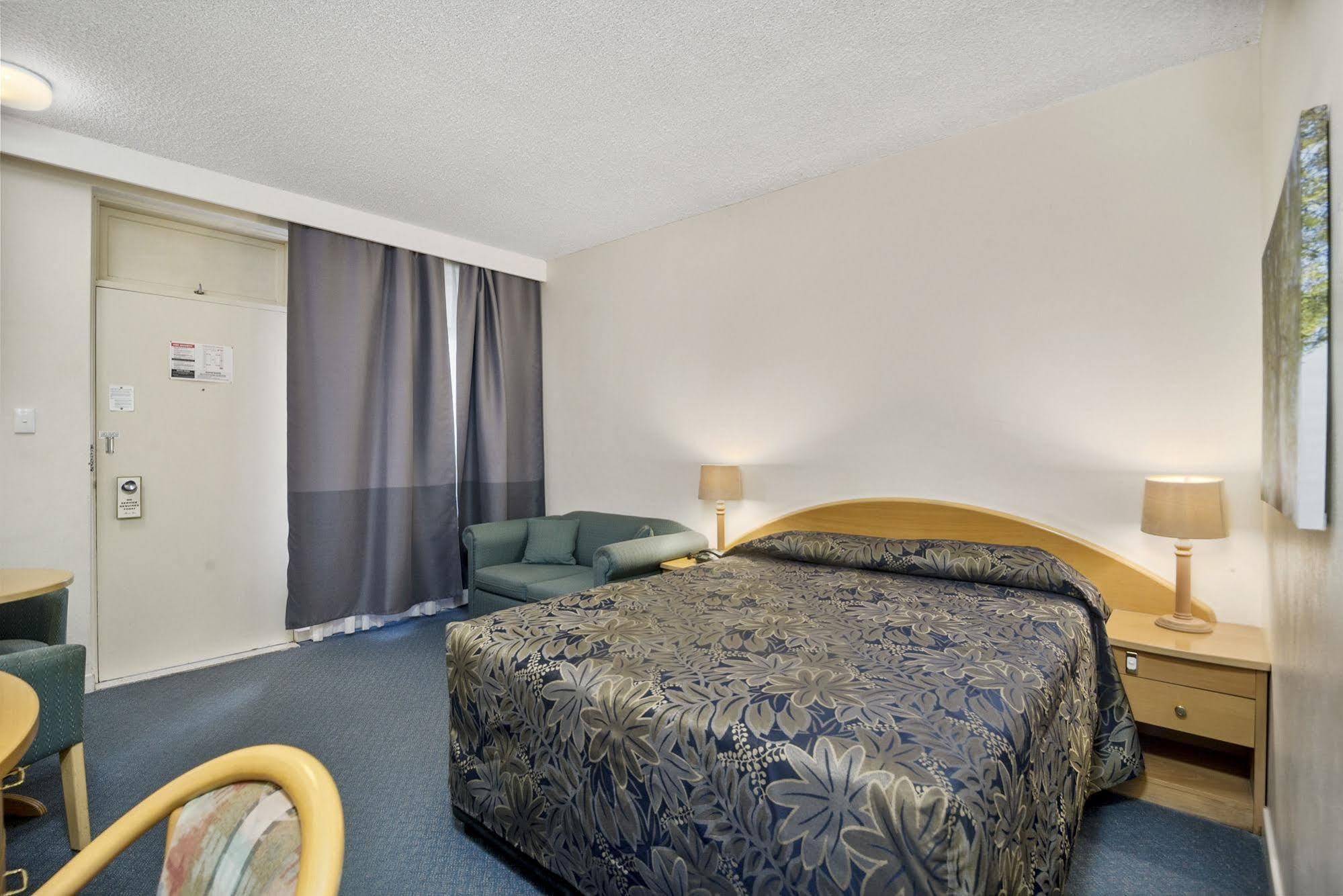 Park Motor Inn Toowoomba Kültér fotó